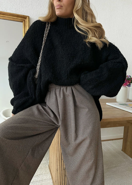 MARIO black oversized sweater